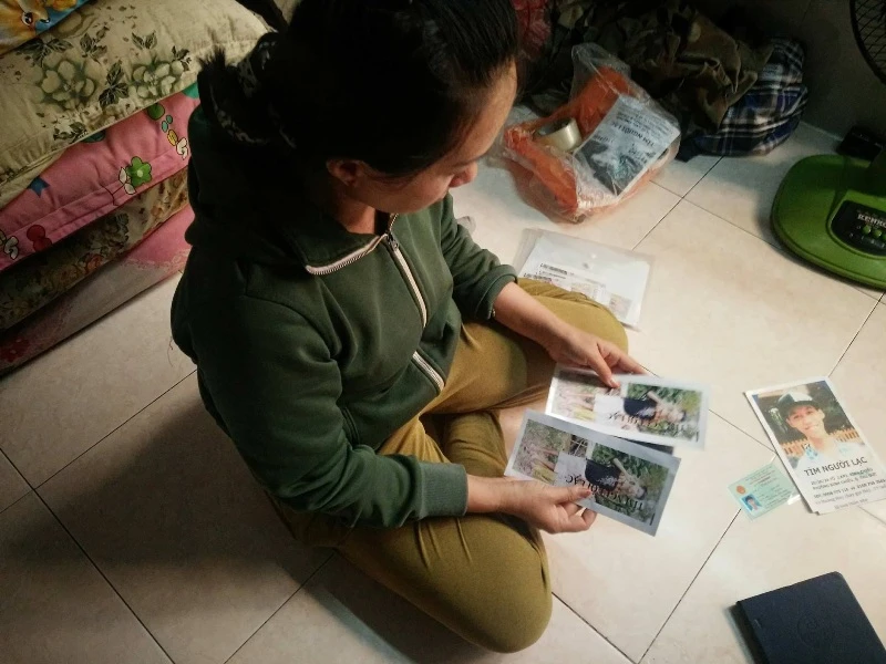 Cả nhà hốt hoảng tìm con đi lạc ảnh 2