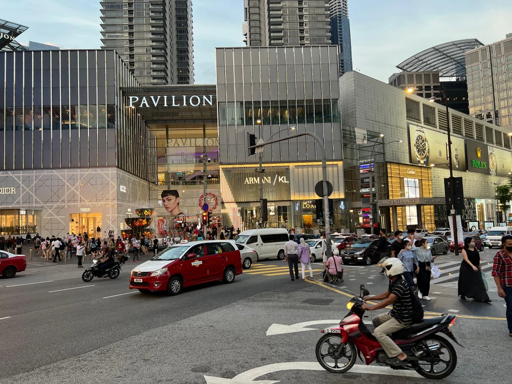 Hồi giữa tháng 6, Chính phủ Malaysia vẫn khẳng định sẽ áp dụng chính sách trợ cấp nhiên liệu cho người dân. Ảnh: DY KHOA.