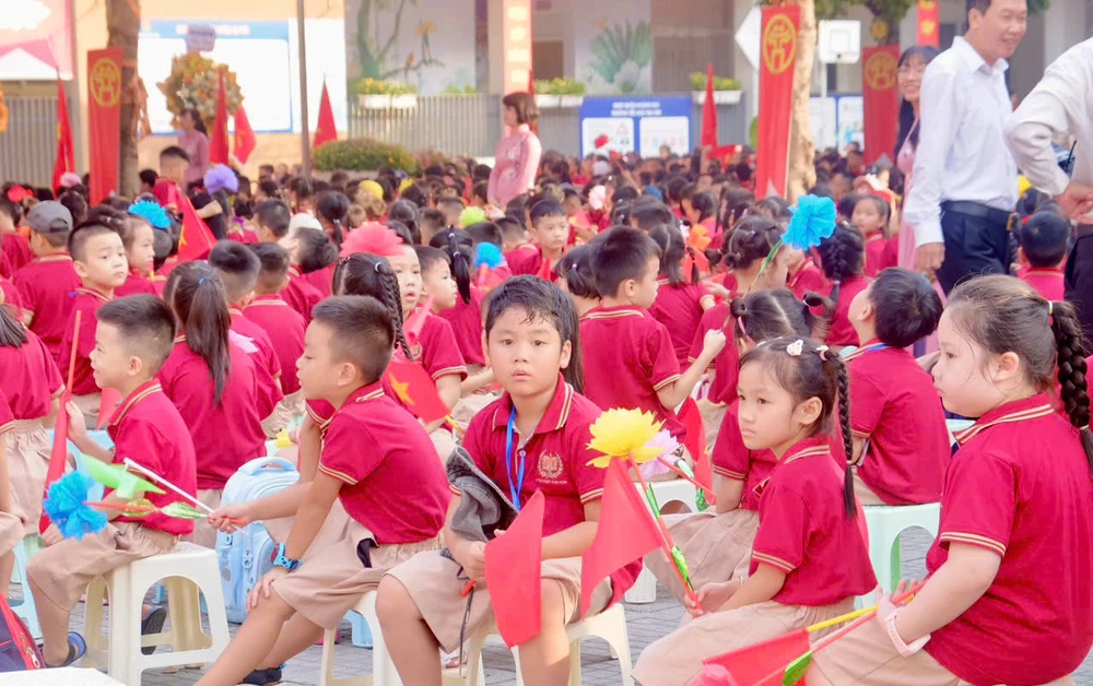 khai giảng năm học mới 12.jpg