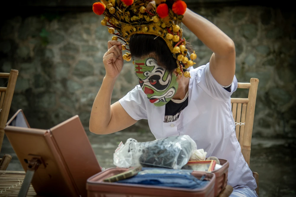 Sống cùng đam mê - Nguyễn Văn Tuấn.jpg