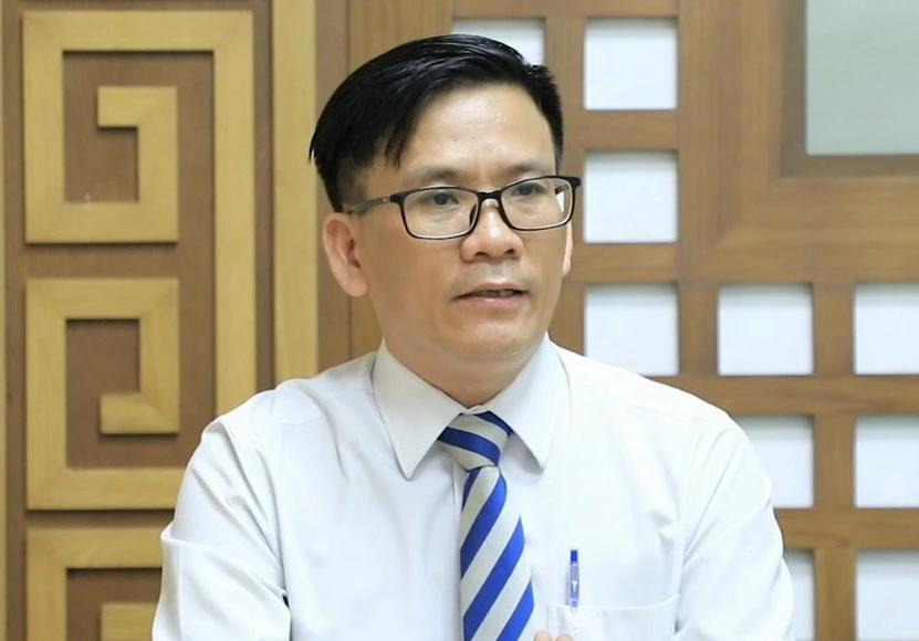 Một mảnh đất, 6 người đứng tên sổ đỏ có được không?