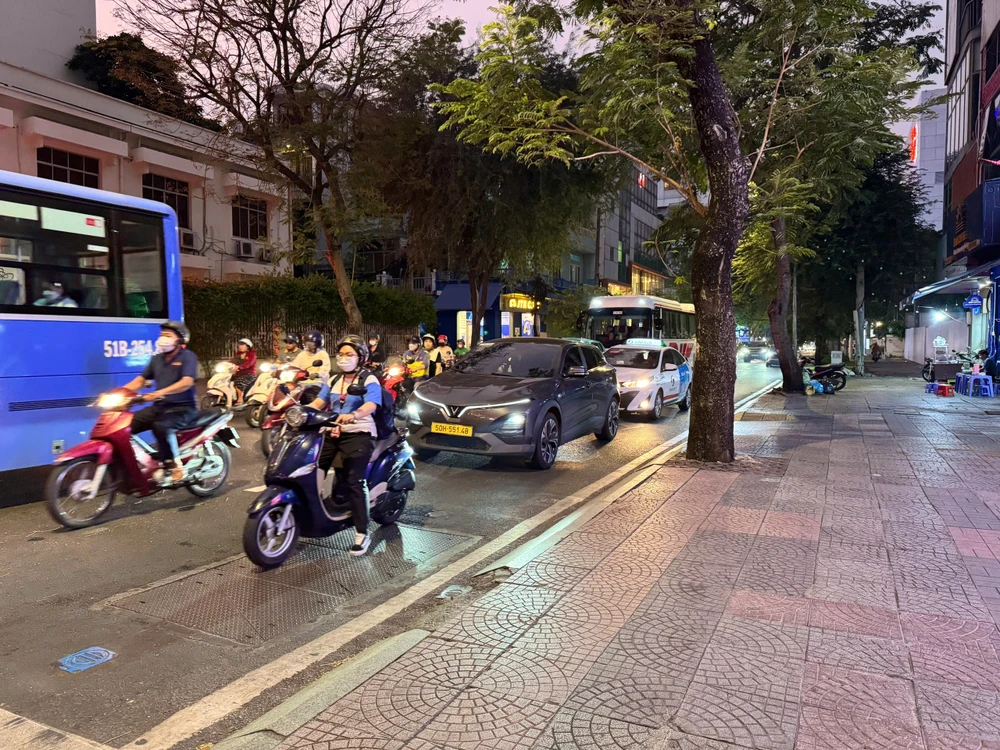 8dd3d77af2684e361779 (2).jpg