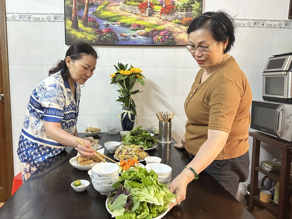 Bữa cơm chiều cuối năm