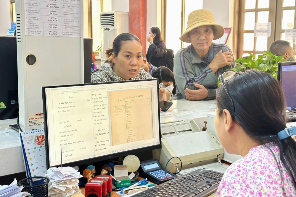 đăng ký hộ tịch