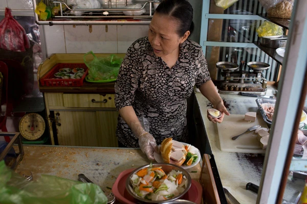 Vì sao bánh mì Sài Gòn lên báo Mỹ? 6