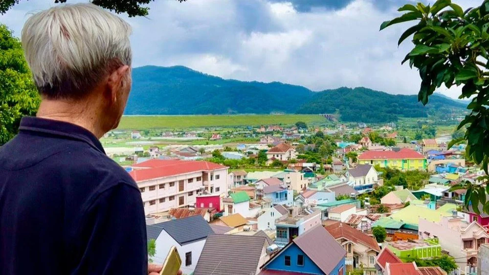 D'ran - Thị trấn cổ nơi lưng đèo. Ảnh: VÕ TÙNG