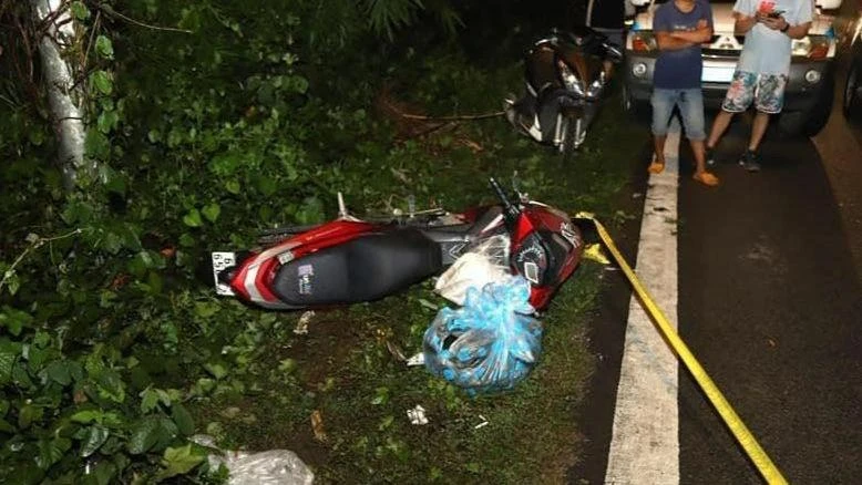 Hai thanh niên chết tại chỗ sau vụ tai nạn trên đèo Bảo Lộc. Ảnh VT