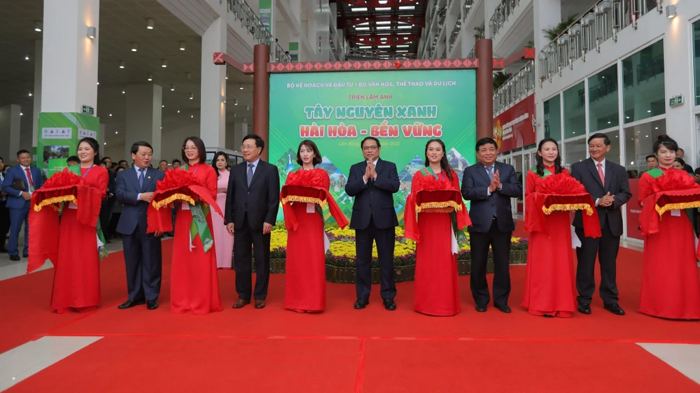 hoi-nghi-trien-khai-nghi-quyet-23-phat-trien-tay-nguyen