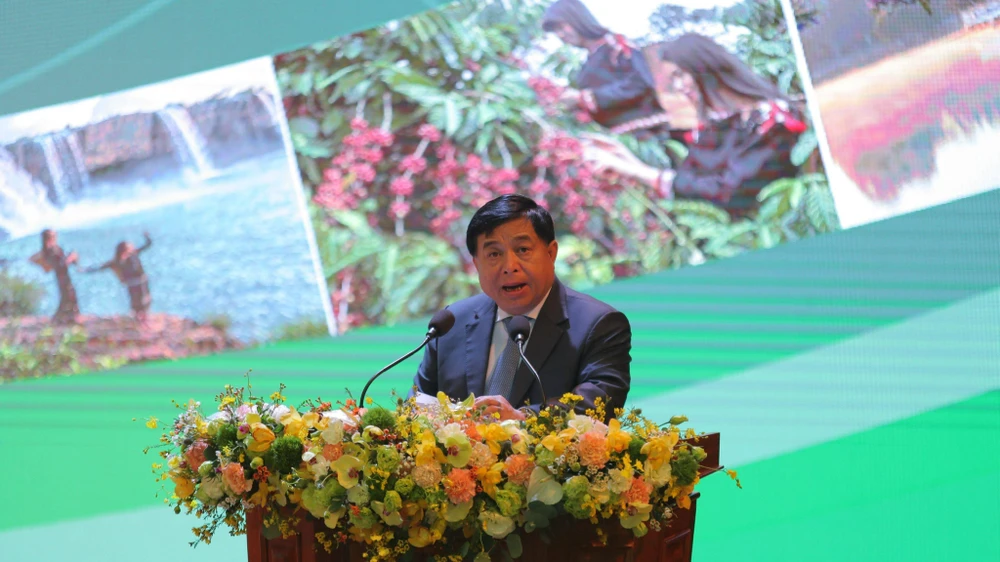 hoi-nghi-trien-khai-nghi-quyet-23-phat-trien-tay-nguyen