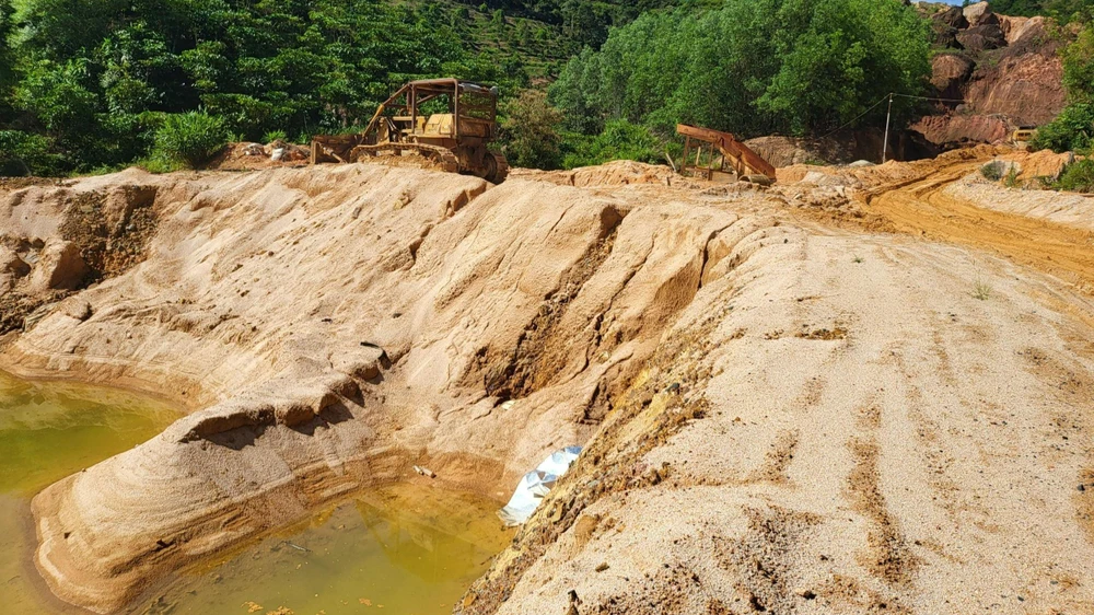 Người dân sử dụng nguồn nước của sông Đại Bình đang bị đe dọa. Ảnh VT