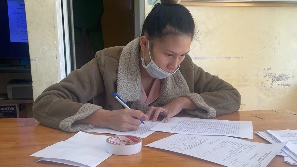 Lê Thị Tươi đã bị di lý về Công an TP Pleiku để tiếp tục điều tra. Ảnh: Công an cung cấp