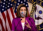 Bà Pelosi đã đảm bảo ông Trump không thể tấn công hạt nhân
