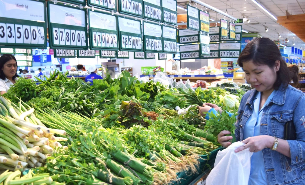 Cải cách thể chế, nhìn từ cách 'quản lý hồ bơi' ảnh 2