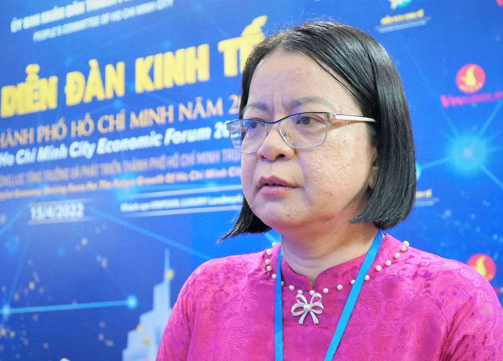 Bà Võ Thị Trung Trinh, Phó Giám đốc Sở TT&amp;TT TP.HCM