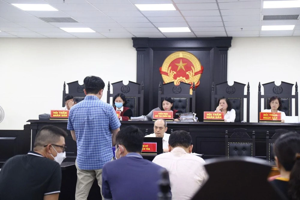 Các bị cáo tại phiên xử. Ảnh: TP Các bị cáo tại phiên xử. Ảnh: TP