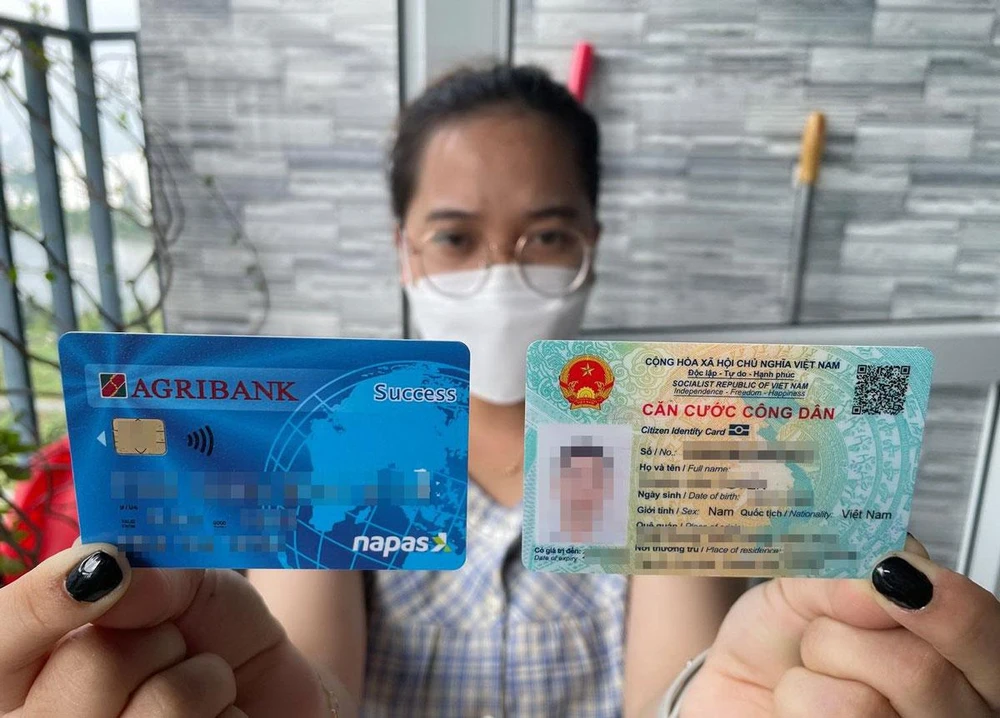 Bộ Công an đang thí điểm cho người dân rút tiền bằng CCCD. Ảnh minh họa: TUYẾN PHAN