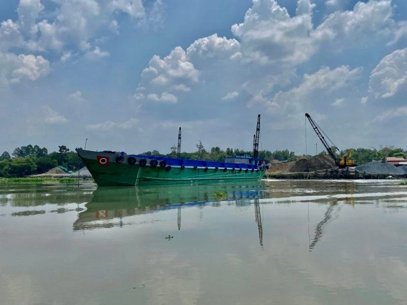 Sở GTVT TP.HCM đề nghị các đơn vị liên quan xử lý triệt để các bến thủy nội địa hoạt động không phép trên địa bàn TP. Ảnh: VÕ NGUYÊN