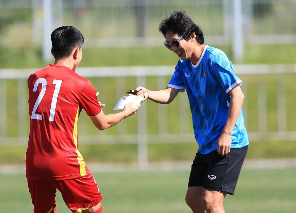 HLV Gong Oh-kyun tạo dấu ấn lớn cho đội tuyển U-23 Việt Nam. Ảnh: ANH THỎA