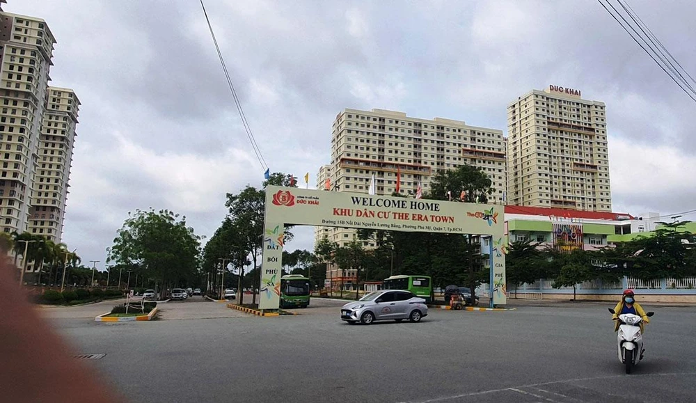Khu dân cư của chủ đầu tư Đức Khải đang “nợ” sổ hồng hàng ngàn hộ dân. Ảnh: KC