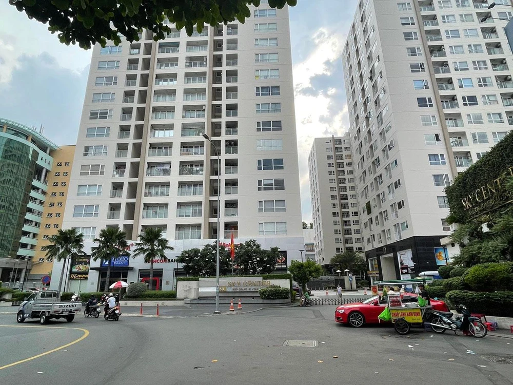 Một dự án trên đường Phổ Quang, quận Tân Bình vướng nghĩa vụ tài chính bổ sung nên người mua nhà chưa được cấp giấy chứng nhận. Ảnh: VIỆT HOA