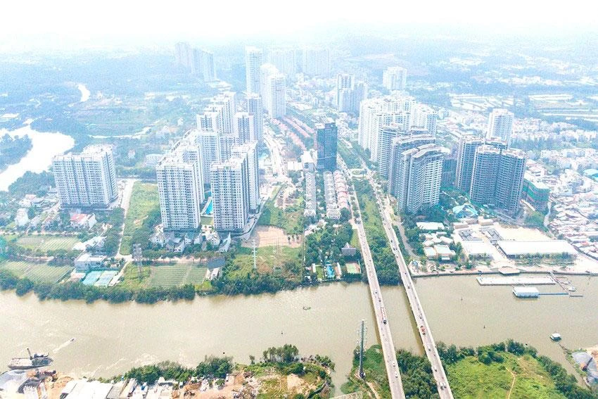 UBND TP.HCM cho rằng cần quy định đánh giá tác động giao thông với công trình xây dựng. Ảnh: KC