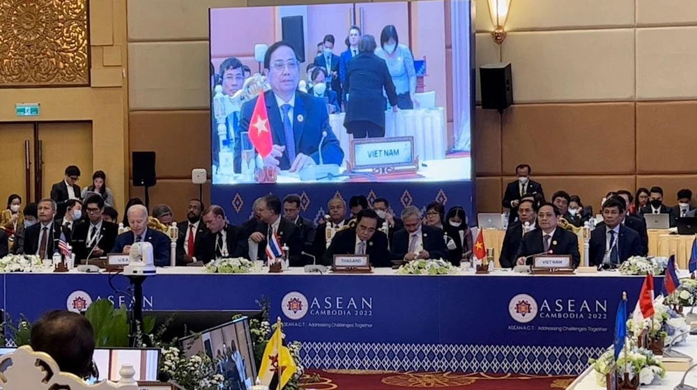 Thủ tướng Phạm Minh Chính dự Hội nghị cấp cao ASEAN - Đông Á (EAS) lần thứ 17. Ảnh: TTXVN