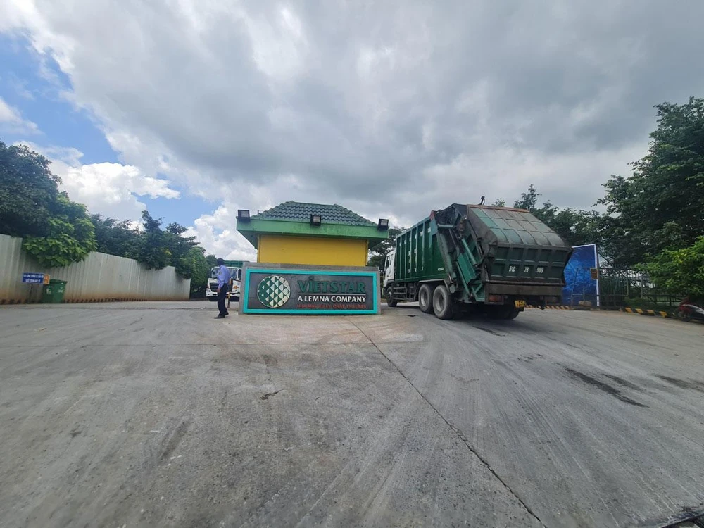 Nhà máy xử lý và tái chế rác của Công ty cổ phần Vietstar (Củ Chi, TP.HCM). Ảnh: N.CHÂU