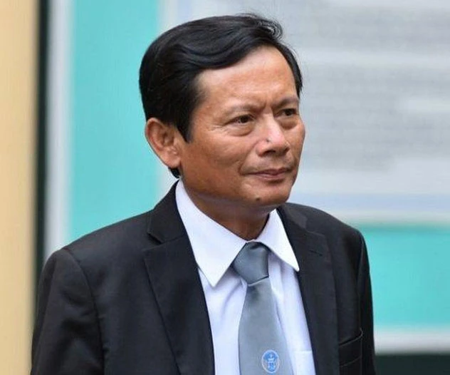 Luật sư -TS PHAN TRUNG HOÀI