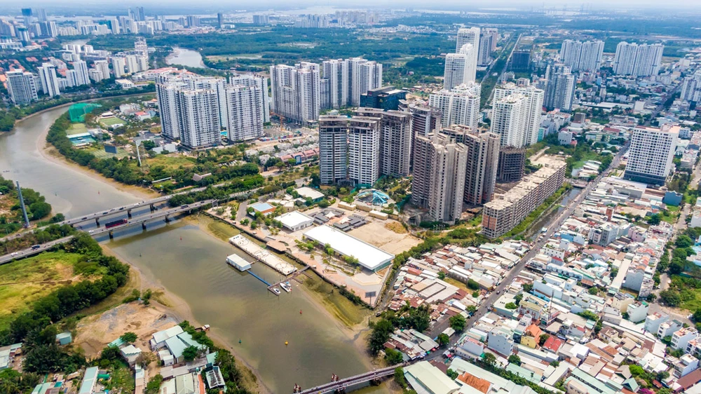 Vẫn còn nhiều điểm cần chỉnh sửa, hoàn thiện ở dự thảo Luật Nhà ở (sửa đổi) và Luật Kinh doanh bất động sản (sửa đổi). Ảnh: KC