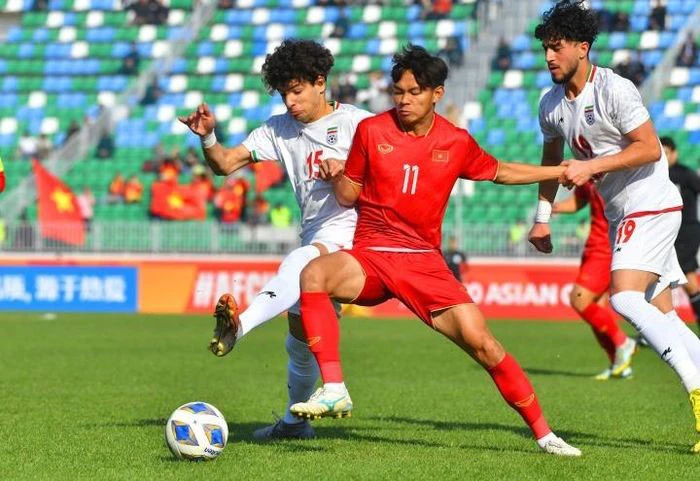 U-20 Iran hơn về sức mạnh, thể hình lẫn thể lực đã có chiến thắng 3-1 trước U-20 Việt Nam. Ảnh: AFC