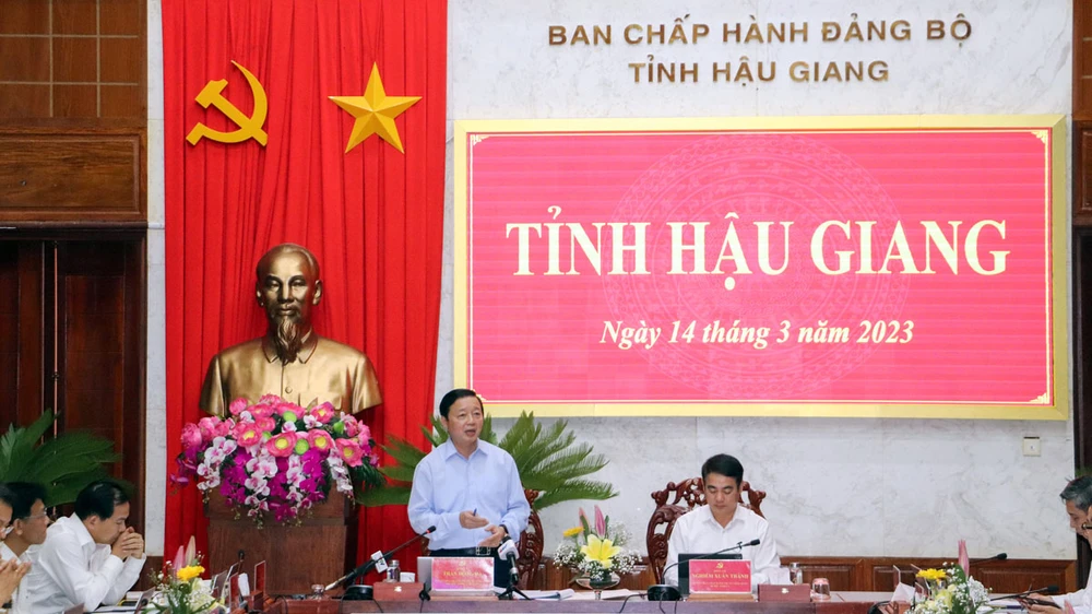 Phó Thủ tướng Trần Hồng Hà phát biểu tại buổi làm việc. Ảnh: CHÂU ANH