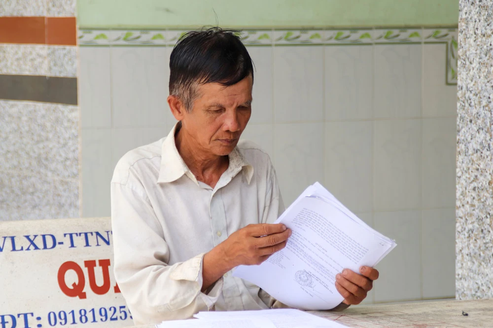 Ông Mười kêu oan nhiều năm nay. Ảnh: AH Ông Mười kêu oan nhiều năm nay. Ảnh: AH