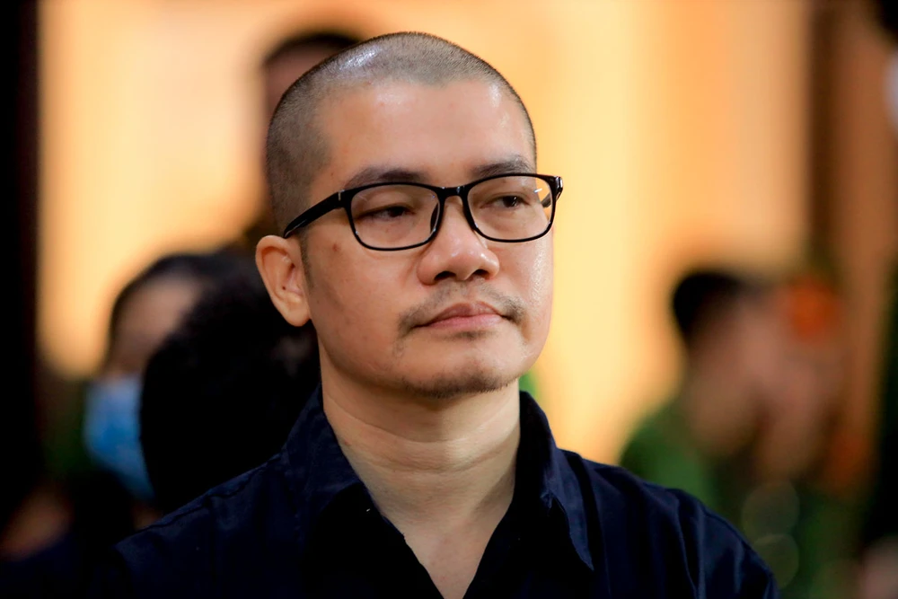 Nguyễn Thái Luyện khẳng định tại phiên tòa rằng số tài sản đã bị thu giữ và kê biên dư sức bồi thường. Ảnh: NGUYỆT NHI