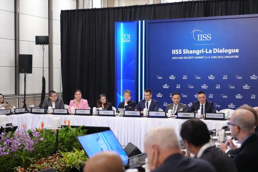 Đại biểu thảo luận tại Đối thoại Shangri-La lần thứ 20 ngày 2-6. Ảnh: IISS