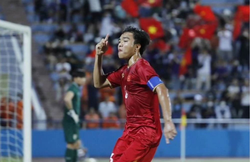 Tiền đạo Nguyễn Công Phương của U-17 Việt Nam được AFC điểm mặt. Ảnh: CTV Tiền đạo Nguyễn Công Phương của U-17 Việt Nam được AFC điểm mặt. Ảnh: CTV