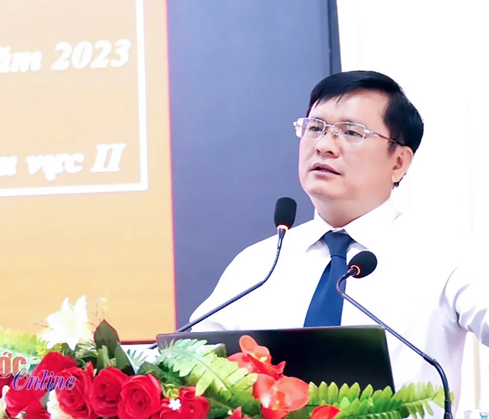 TS Vũ Trung Kiên, Phó Trưởng khoa Xây dựng Đảng, Học viện Chính trị Quốc gia Hồ Chí Minh khu vực II.