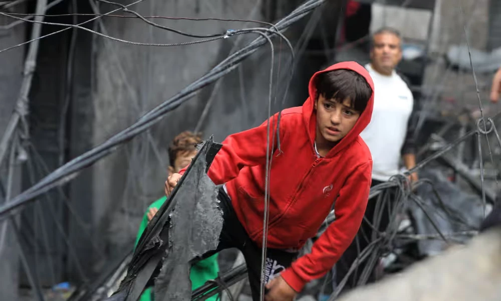 Israel tấn công Gaza