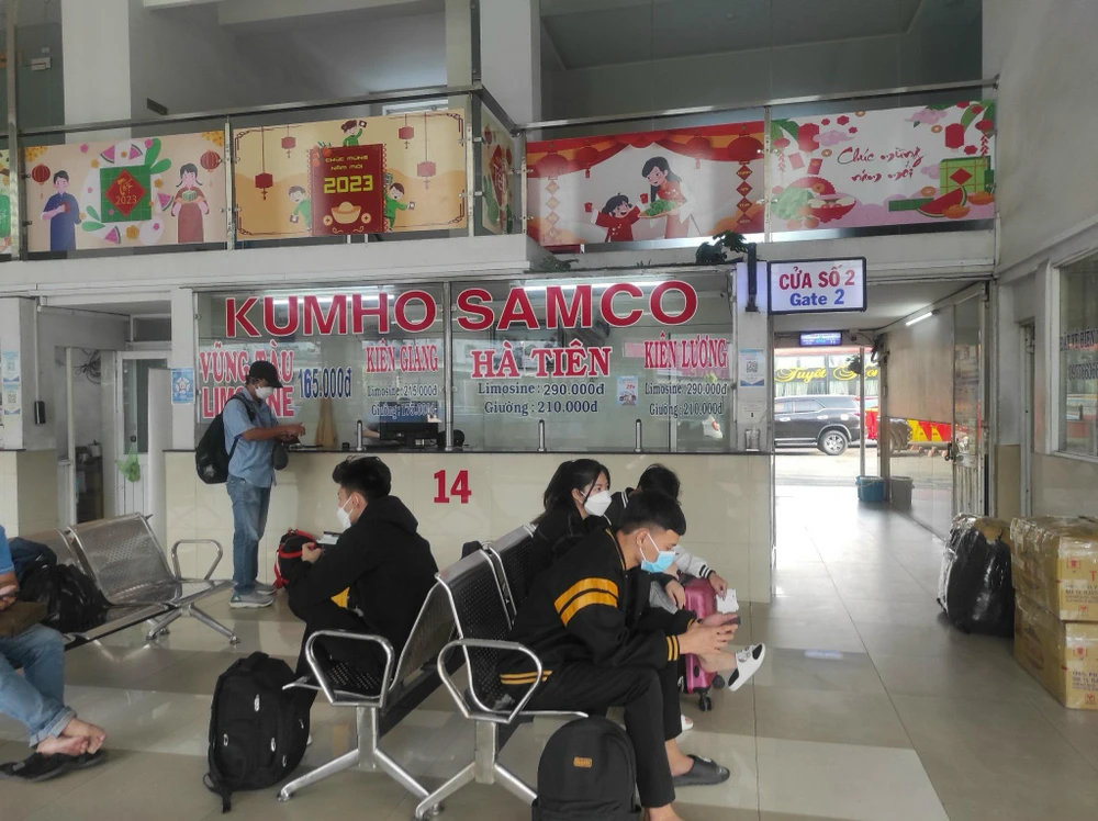 Bến xe Miền Tây dự báo Tết Dương lịch 2024, lượng hành khách tăng khoảng 25% so với năm trước