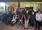 Bắt nhóm cầm xe ăn trộm bằng giấy tờ giả ở Bình Dương