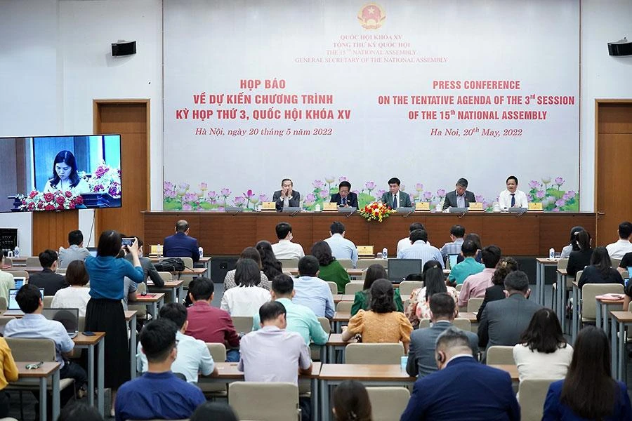 Toàn cảnh buổi họp báo chiều 20-5. Ảnh: quochoi.vn