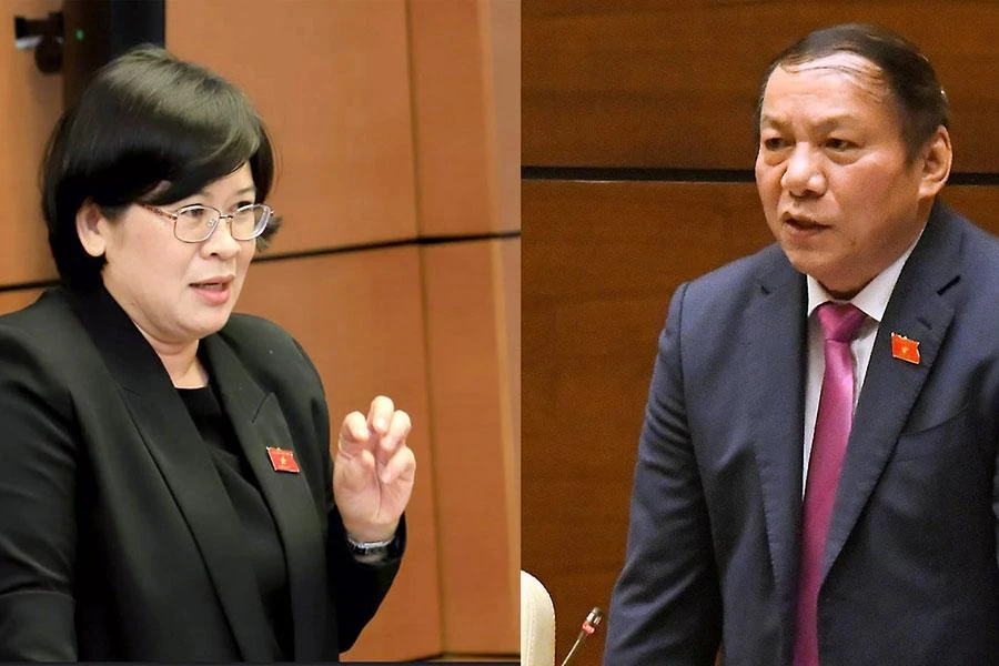 Đại biểu Văn Thị Bạch Tuyết (TP.HCM, bên trái ) và đại biểu Nguyễn Văn Hùng, Bộ trưởng Bộ VH-TT&amp;DL, nêu nhiều hành vi khó nhận diện về bạo lực gia đình. Ảnh: TN