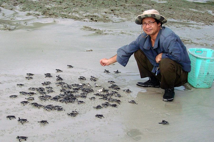 “Người cứu hộ rùa biển số một thế giới” Lê Xuân Ái lúc sinh thời. Ảnh: TB