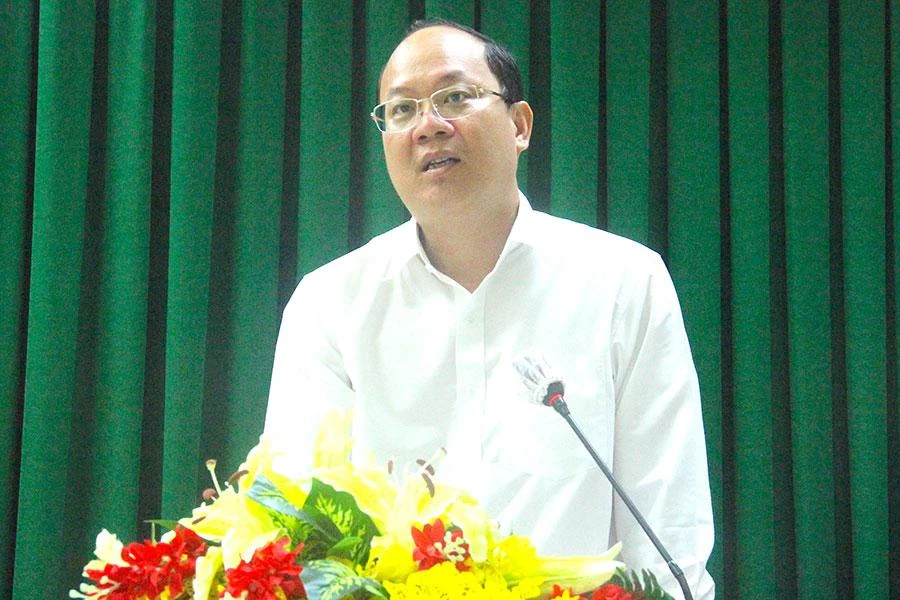 Phó Bí thư Thành ủy TP.HCM Nguyễn Hồ Hải phát biểu tại tọa đàm. Ảnh: LÊ THOA