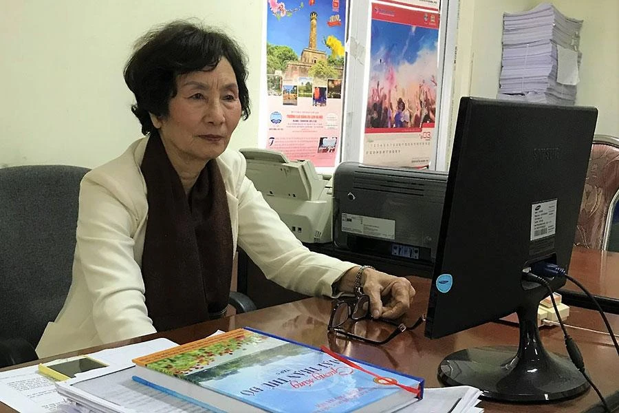 Ở tuổi xưa nay hiếm, PGS-TS Bùi Thị An vẫn chưa cho phép mình nghỉ ngơi. Ảnh: VT