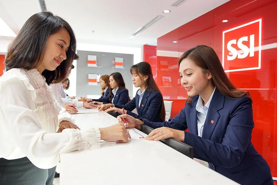 Nhìn về dài hạn, thị trường chứng khoán Việt vẫn được đánh giá tăng trưởng bền vững. Ảnh minh họa: PHƯƠNG MINH Nhìn về dài hạn, thị trường chứng khoán Việt vẫn được đánh giá tăng trưởng bền vững. Ảnh minh họa: PHƯƠNG MINH