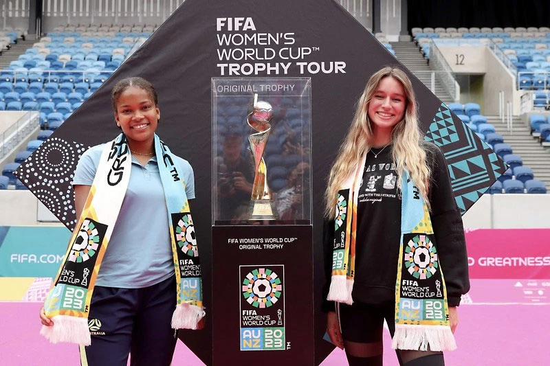 Ngày 4 và 5-3, chiếc cúp vàng nữ thế giới này sẽ dừng chân ở Việt Nam. Ảnh: FIFA