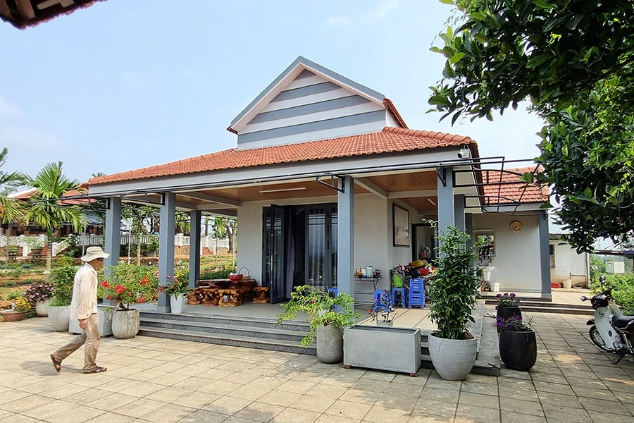 Một công trình xây trên đất chưa được cấp giấy chứng nhận. Ảnh: THANH NHẬT Một công trình xây trên đất chưa được cấp giấy chứng nhận. Ảnh: THANH NHẬT