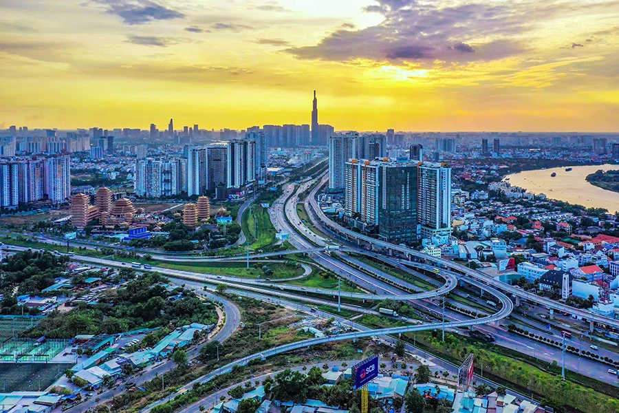 Trong dự thảo Nghị quyết thay thế Nghị quyết 54, cơ quan soạn thảo đề xuất nhiều quy định theo hướng tăng thẩm quyền cho TP Thủ Đức để phát huy hết tiềm năng, lợi thế... Ảnh: HÀ THANH