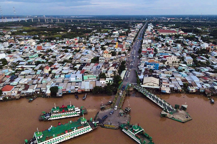 Phà Bình Khánh, nơi tương lai sẽ hình thành cầu Cần Giờ nối hai huyện Nhà Bè và Cần Giờ. Ảnh: ĐÀO TRANG