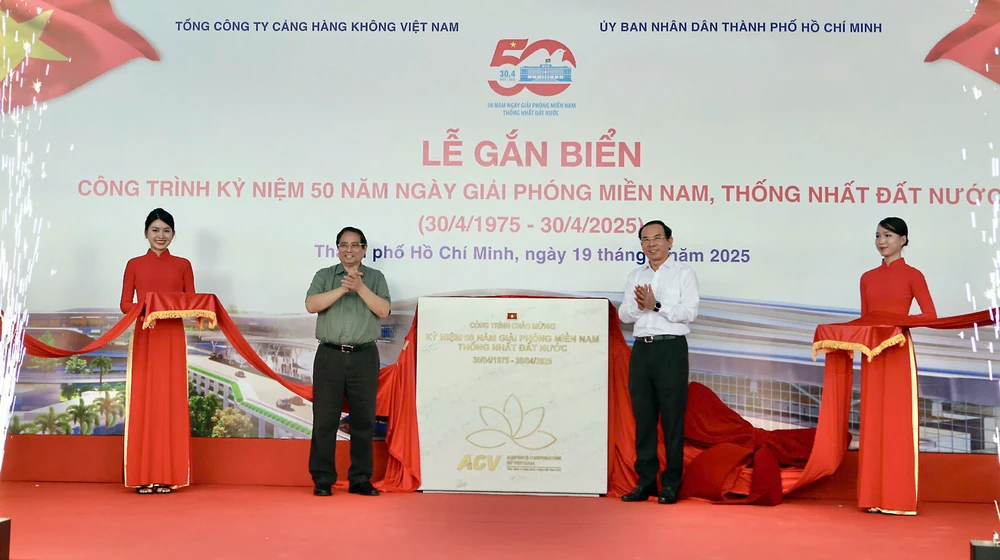 p8-9-bai1sua-daotrang-50namgiaothong-h2-thylan.jpg